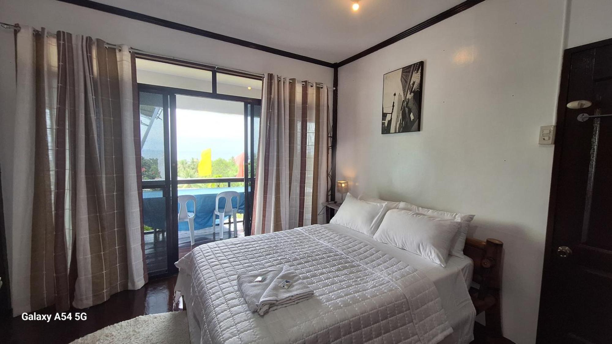 Island Samal Overlooking View House With Swimming Pools San Antonio  Buitenkant foto